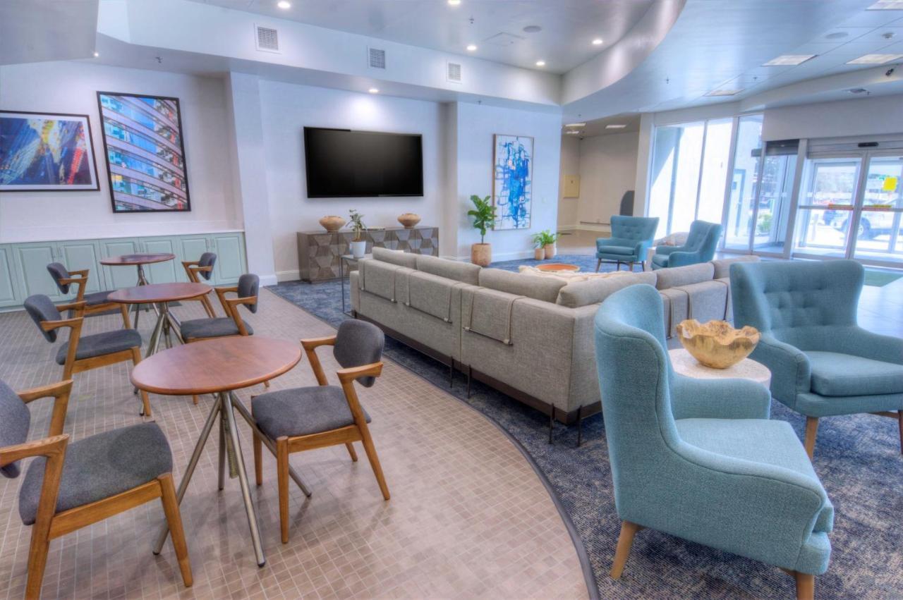 Holiday Inn Gainesville-University Center By Ihg Экстерьер фото