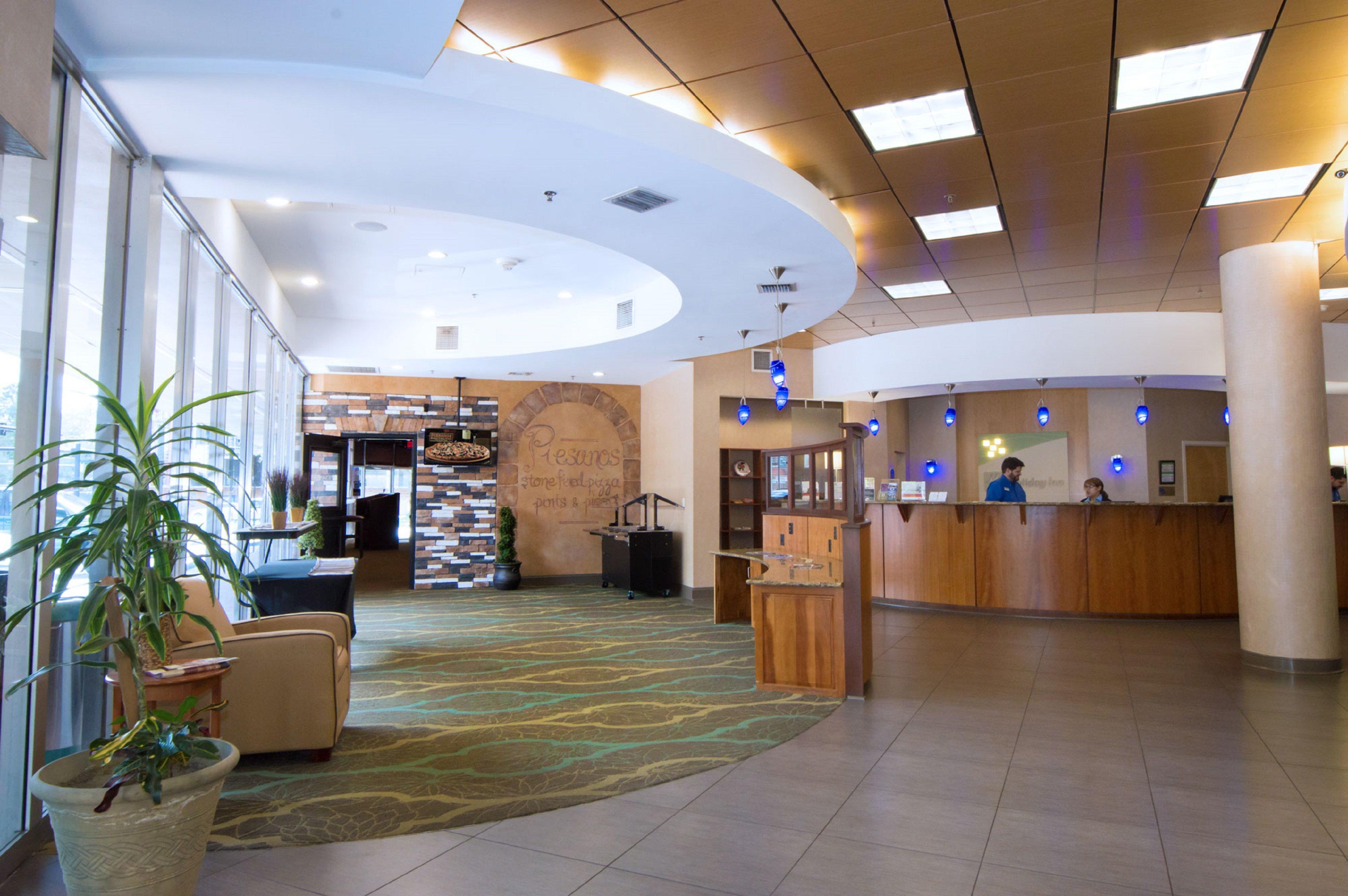 Holiday Inn Gainesville-University Center By Ihg Экстерьер фото