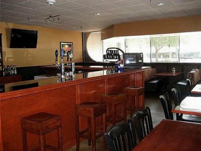 Holiday Inn Gainesville-University Center By Ihg Экстерьер фото