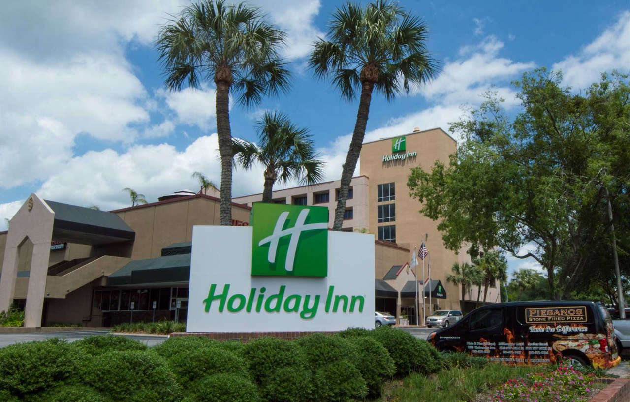 Holiday Inn Gainesville-University Center By Ihg Экстерьер фото